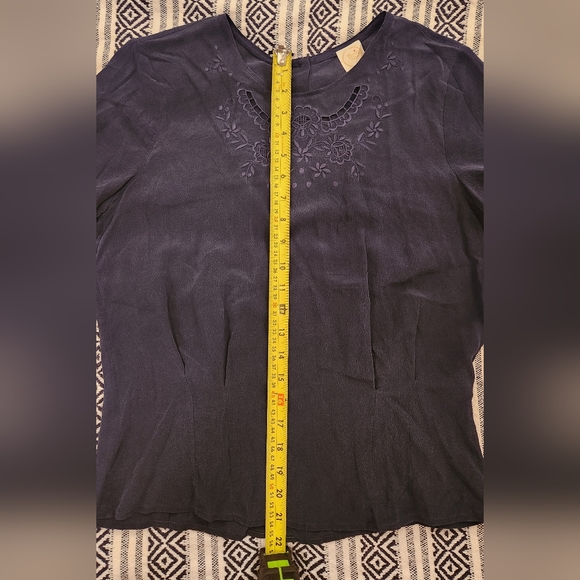 Superb navy silk blouse from Des Petits Hauts - Picture 6 of 10
